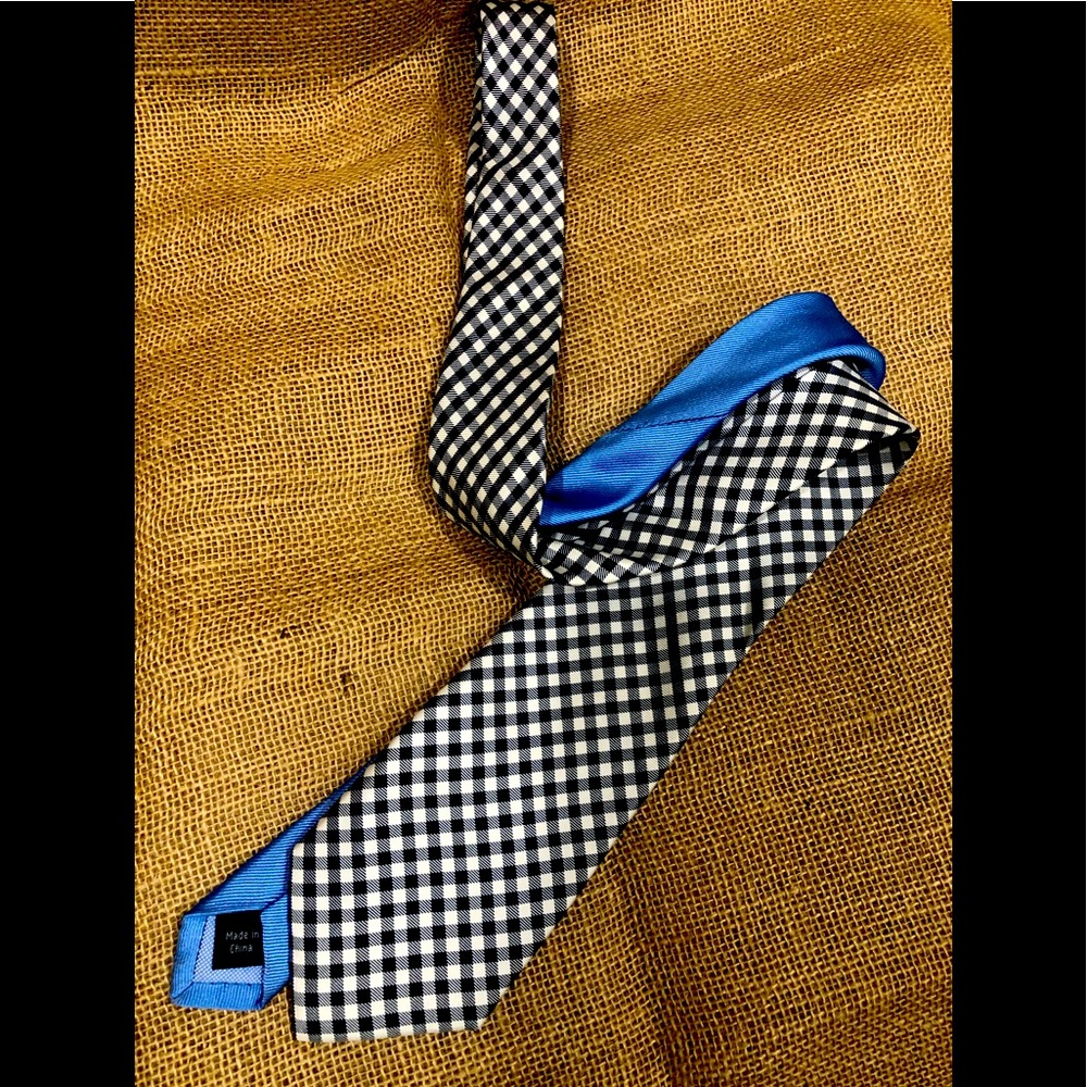 TOMMY HILFIGER silk tie